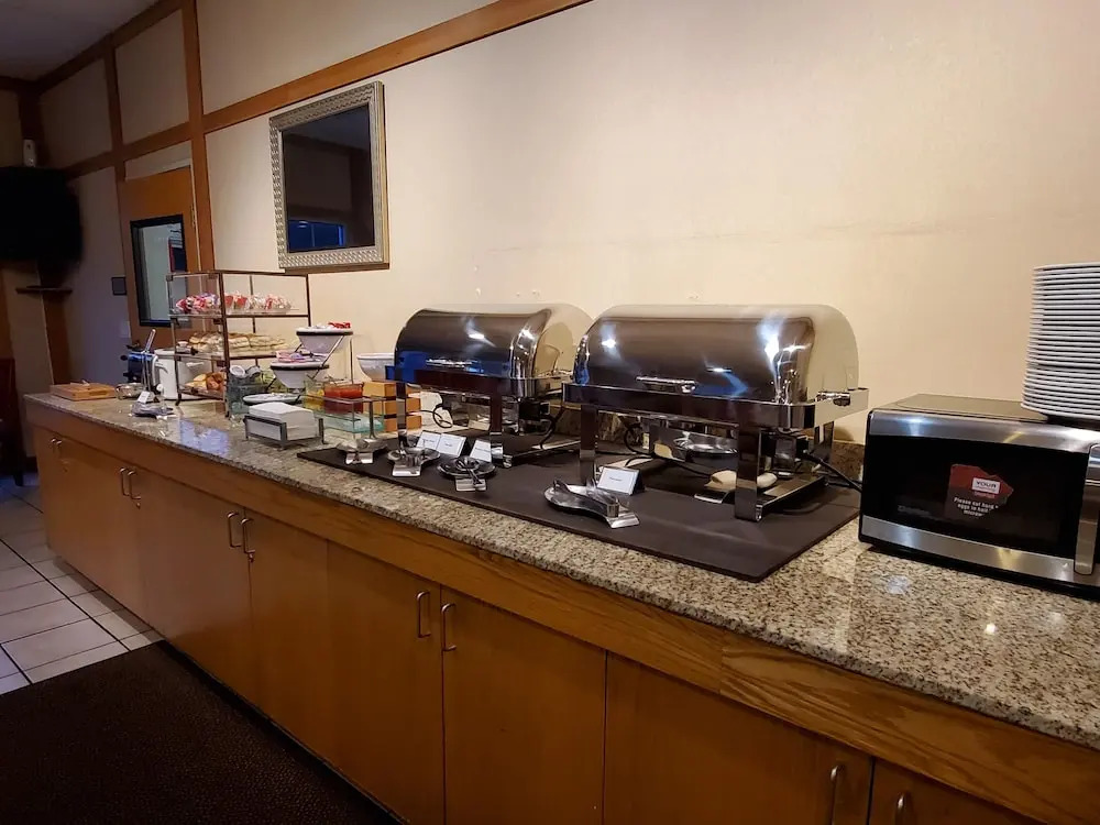 Comfort Inn & Suites