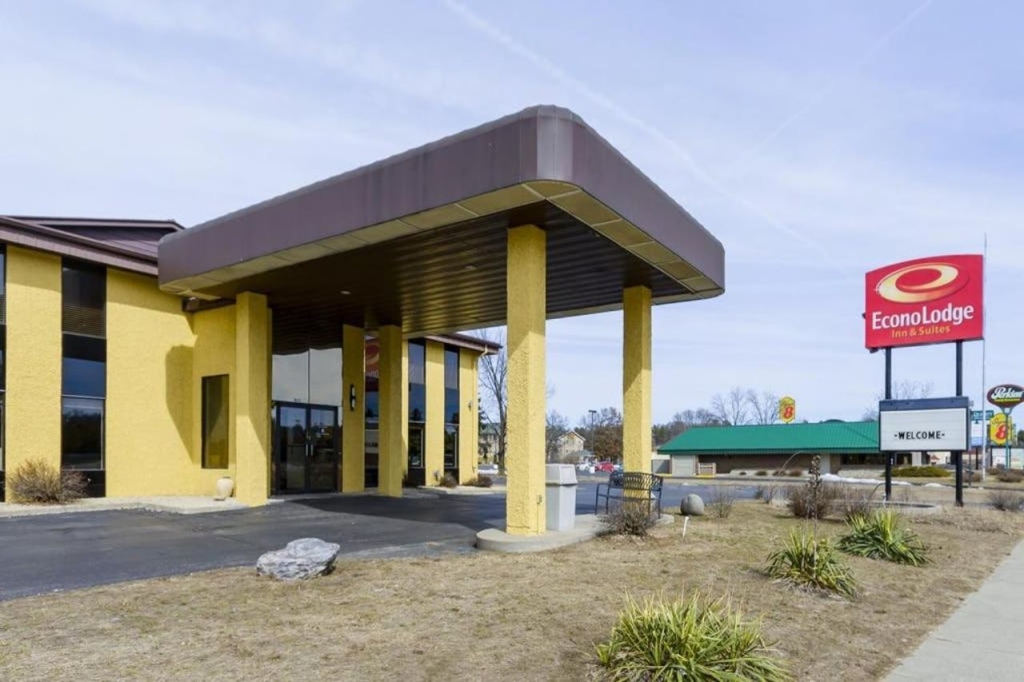 Econo Lodge Inn & Suites Wisconsin Dells