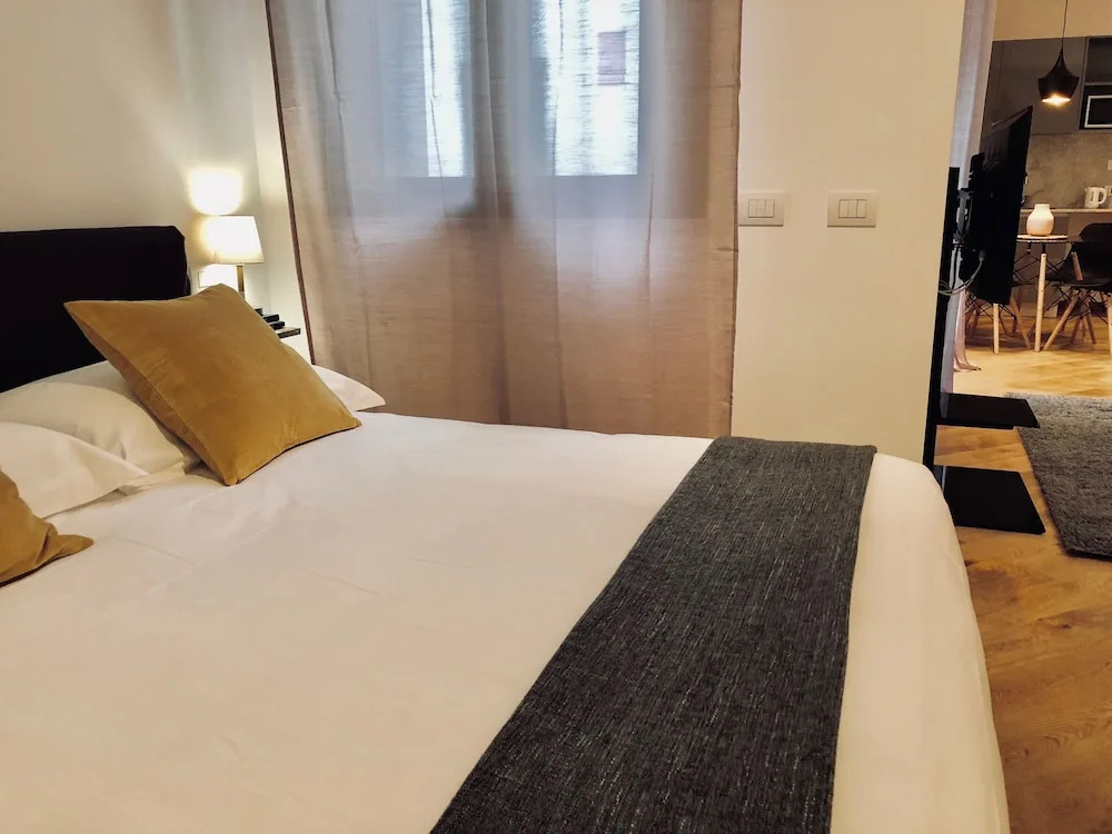 Palazzina B - Contemporary Studio