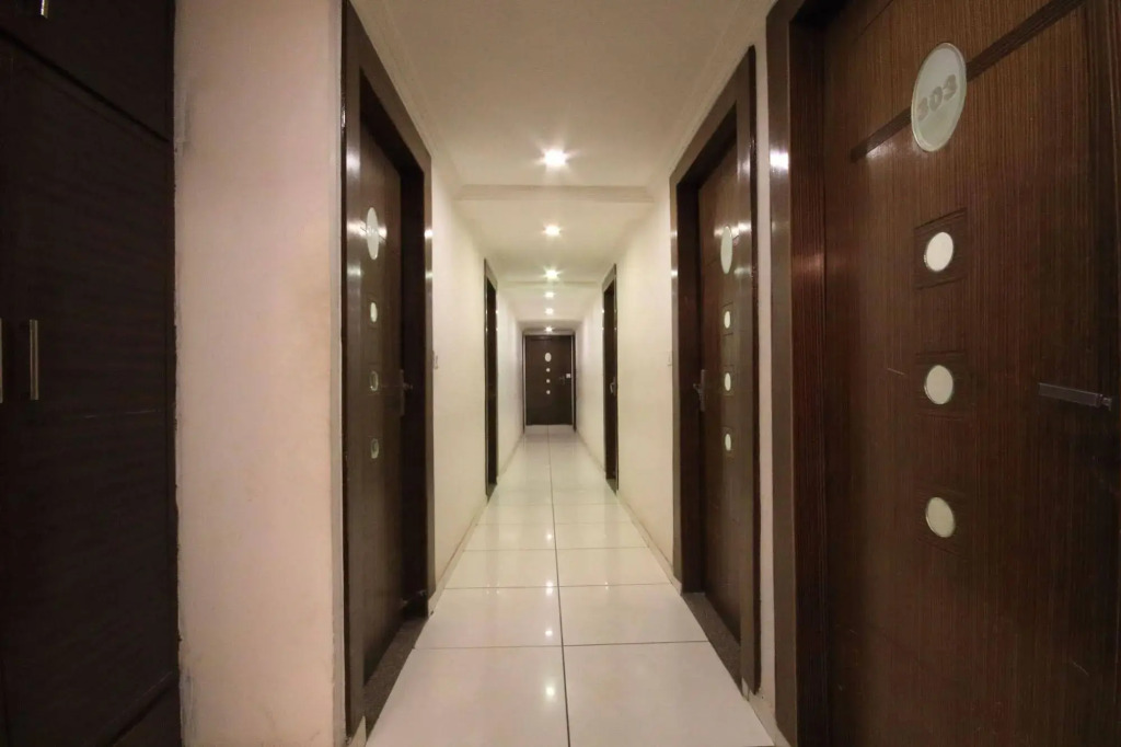 Hotel O Kanchan Palace