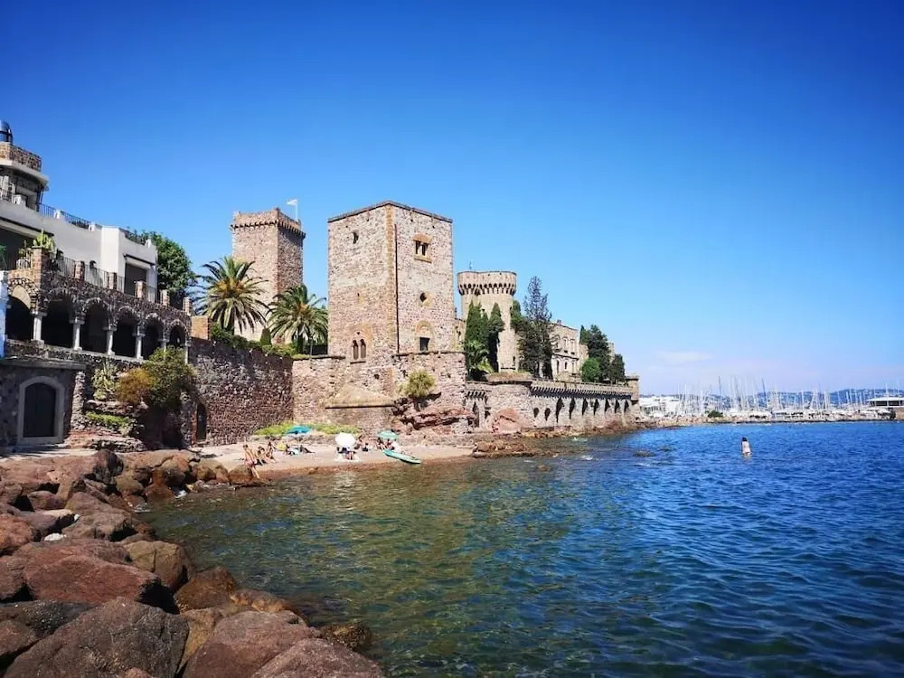 Boutique Hôtel de la Corniche dOr