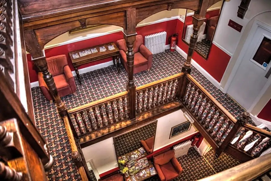 George IV Hotel