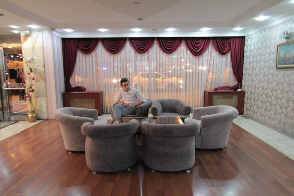 Kaya Hotel