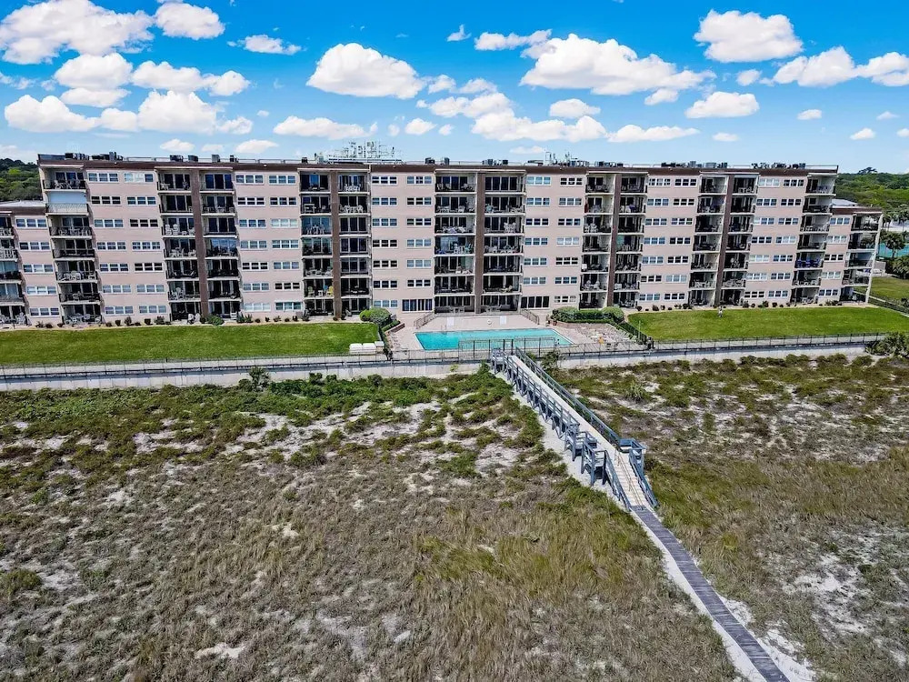 550 Amelia By The Sea
