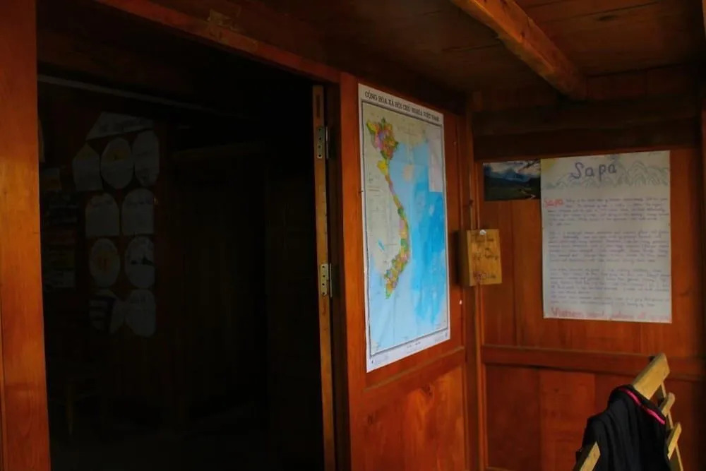 Hmong Sister House and Trekking