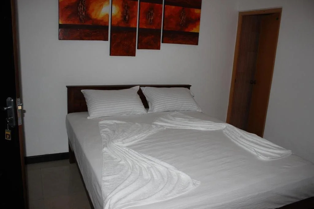 Hotel Pyramide Inn