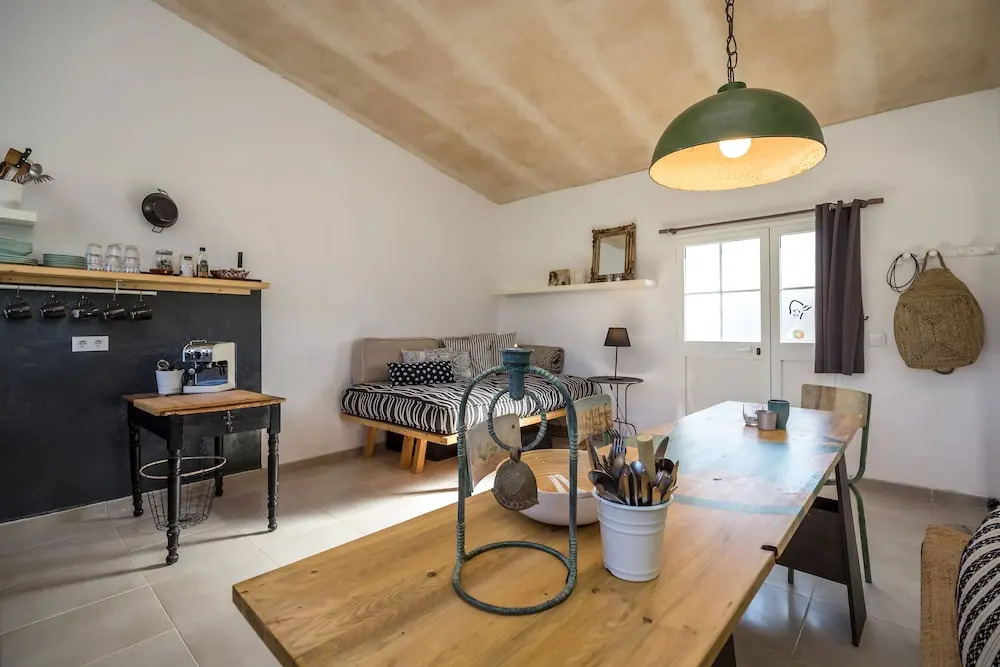 La Vega Studios