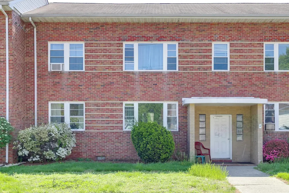 Walk to Parks & Marina! Waterfront Cambridge Condo