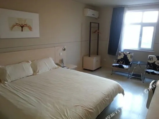 Jinyan Business Hotel