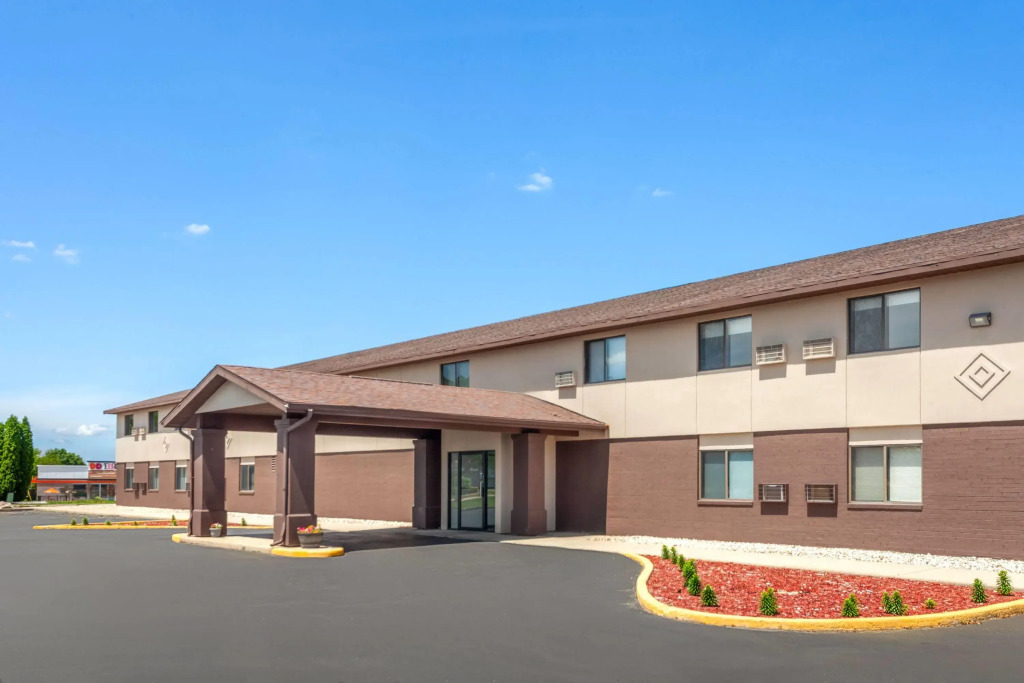 Baymont inn by Wyndham Oshkosh Airport