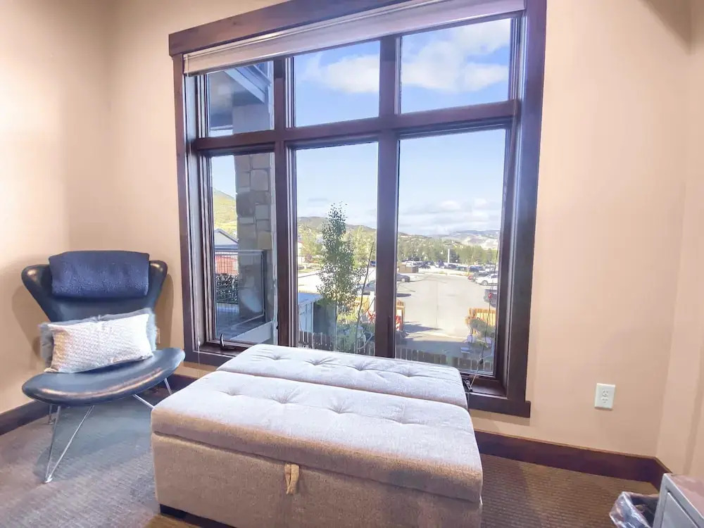 Blackstone Beauty 2 Bedroom Condo by RedAwning