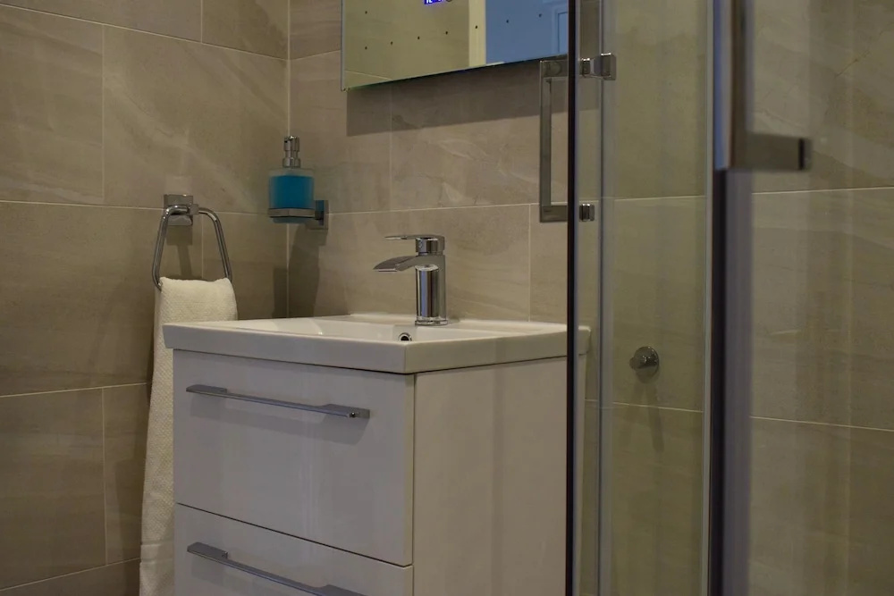 Renovated 1 Bedroom Retreat Near Guinness Factory