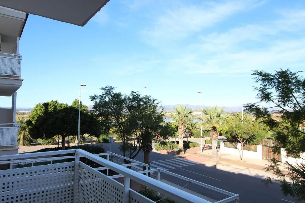 Global Properties, Apartamento en Marjal de Corinto con Piscina