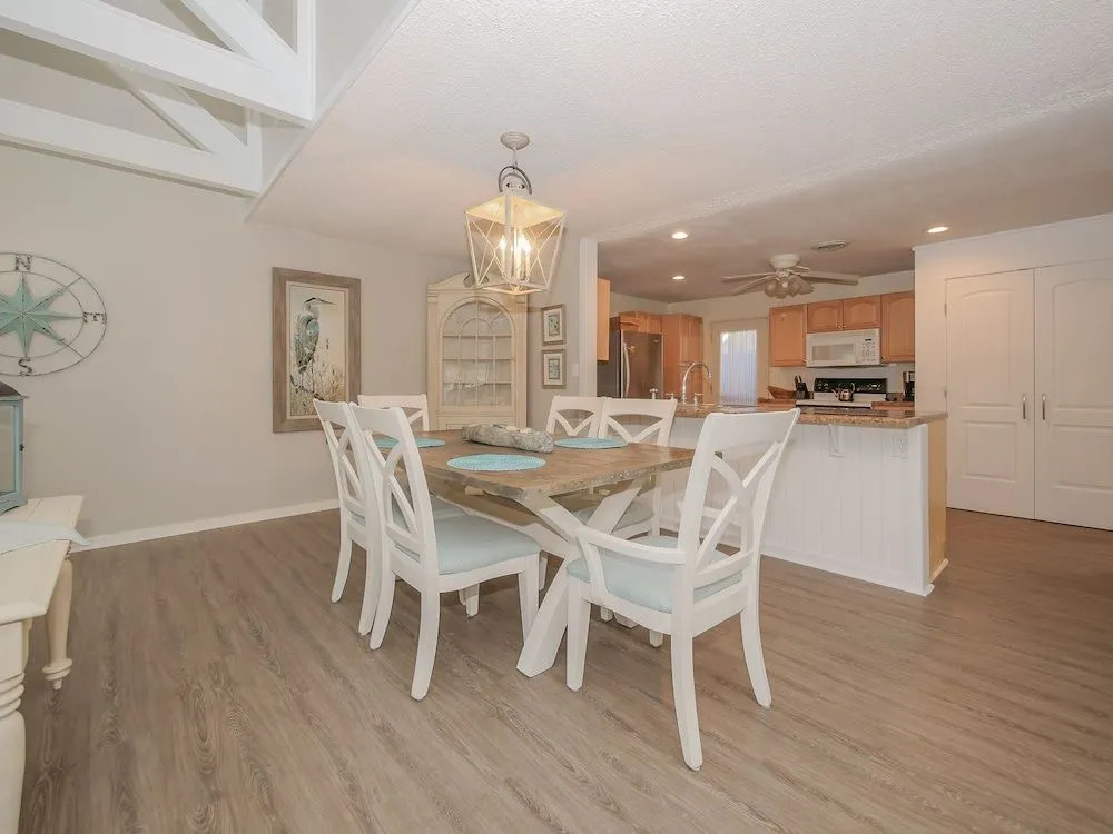617 Queen's Grant Villas 2 Bedrooms 2 Bathrooms Villa