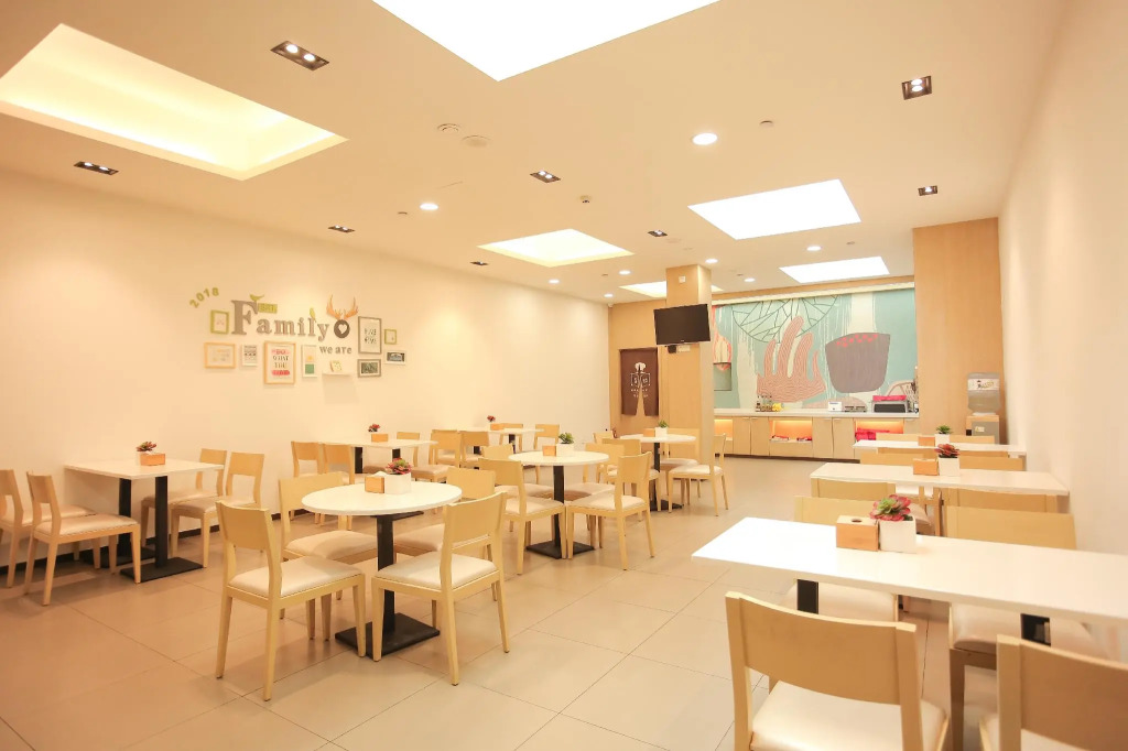 Hanting Hotel Cangzhou West Station