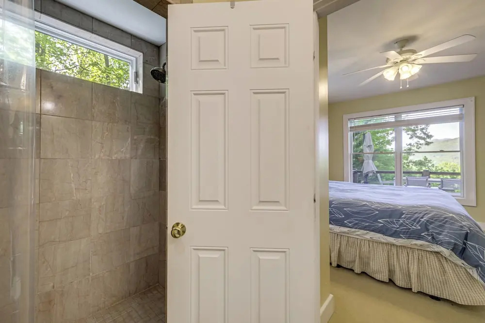 Mountain View Home: Hike, Raft, Golf + More!