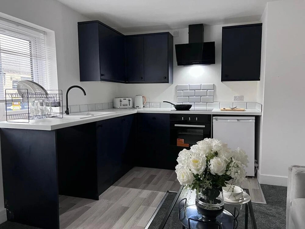 2 Bed Apartment Sleeps 3 -smart Tv -private Garden