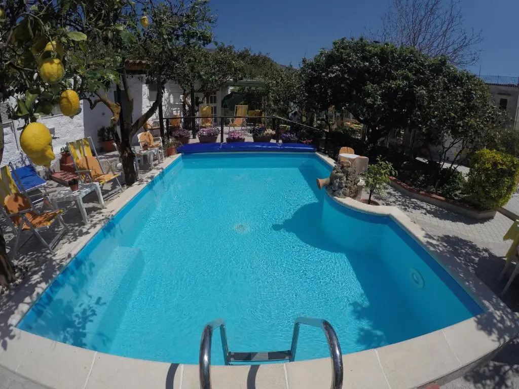 hotel la rondinella