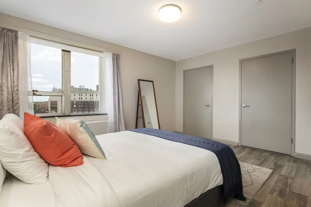 TWO Bold 1 BR CozySuites for your Louisville Getaway
