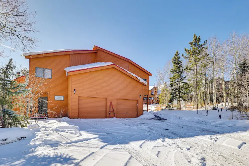 10 Mi to Keystone Resort: Cabin w/ Private Hot Tub