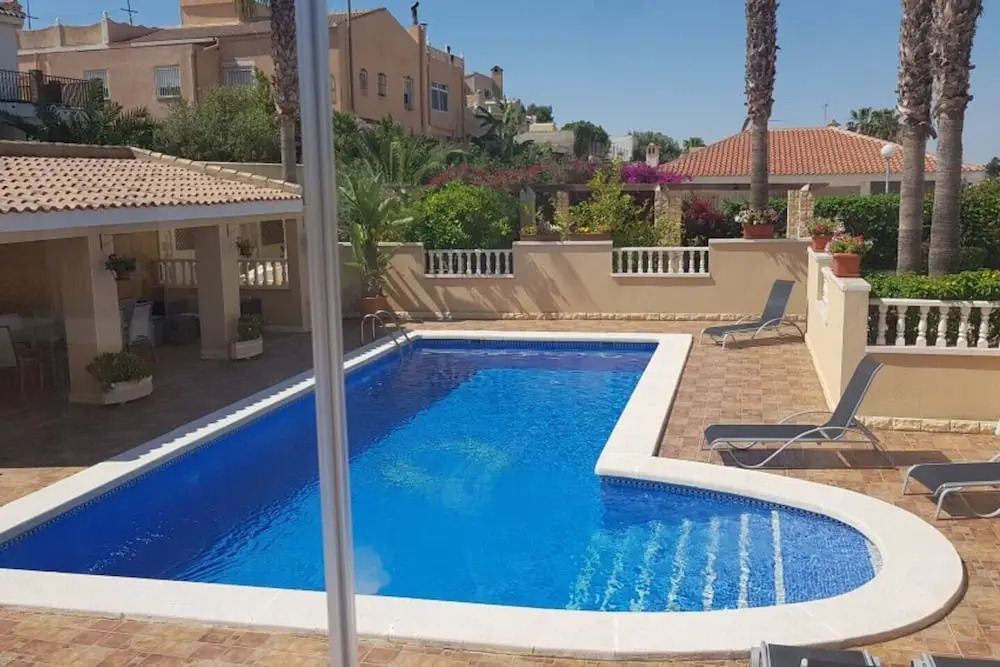 Large Luxurious Villa Urb La Escuera Private Pool
