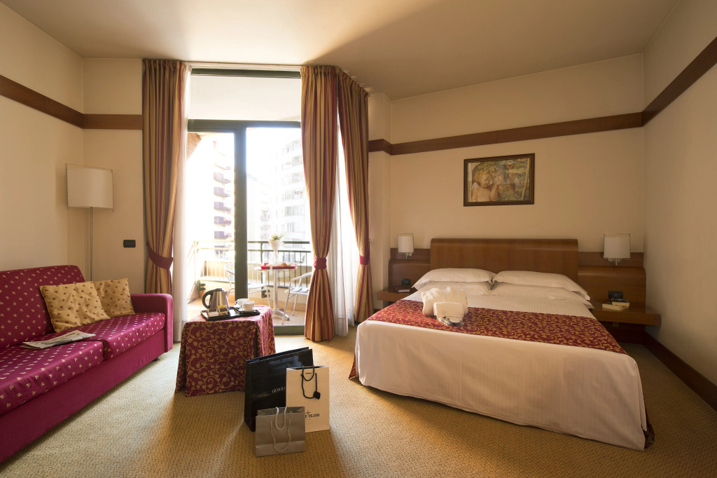 Hotel Re