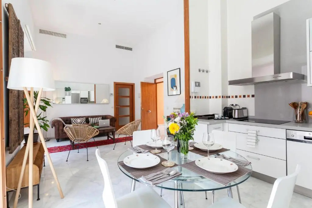 Luxury Rooftop - Space Maison Apartments