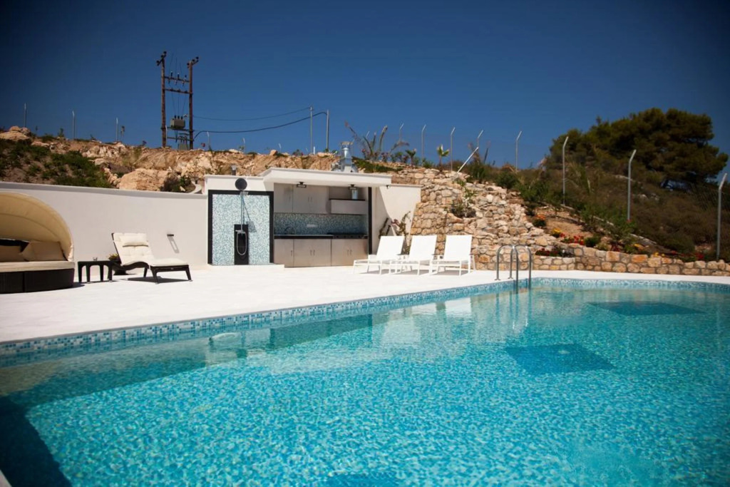 Villa White Pearl