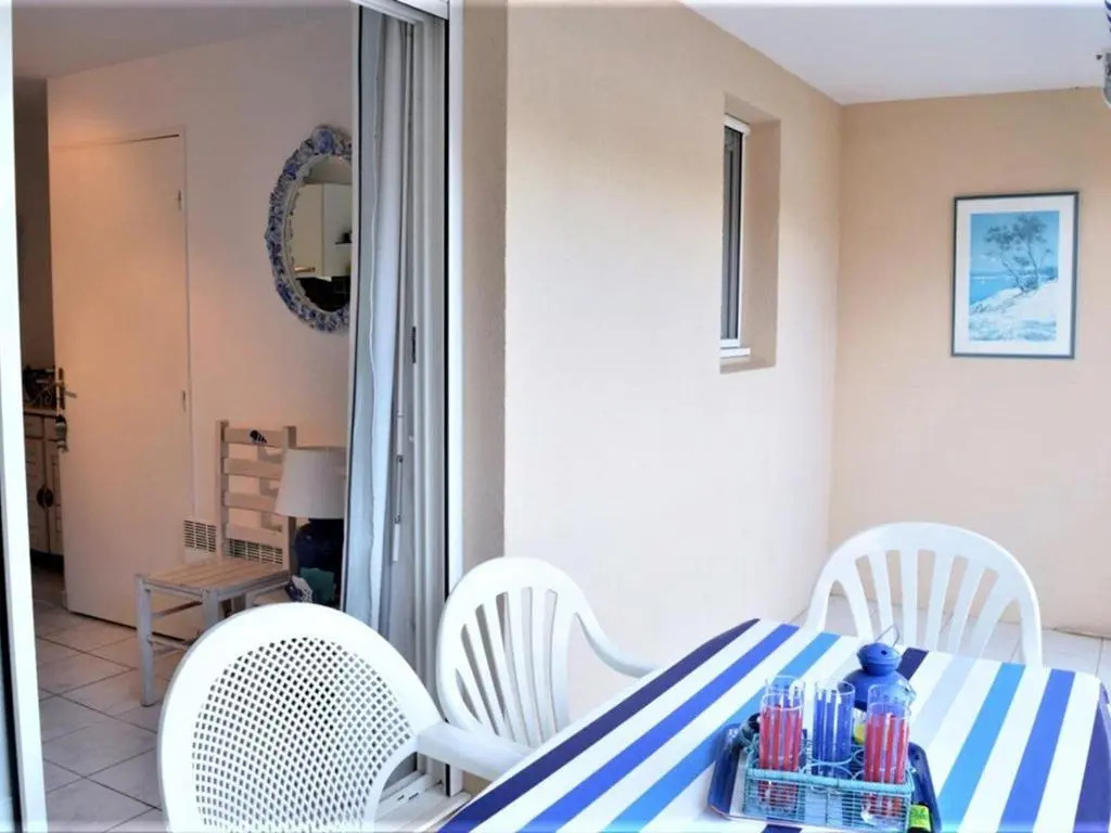 Appartement Le Lavandou, 2 pièces, 4 personnes - FR-1-251-227