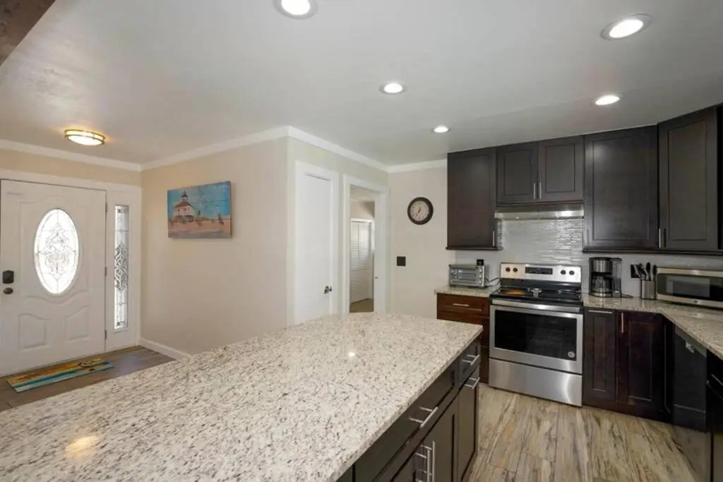 Heated Pool Home - Close to Beaches, Restaurants & More!
