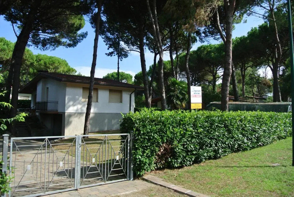 Villa CONTINENTI