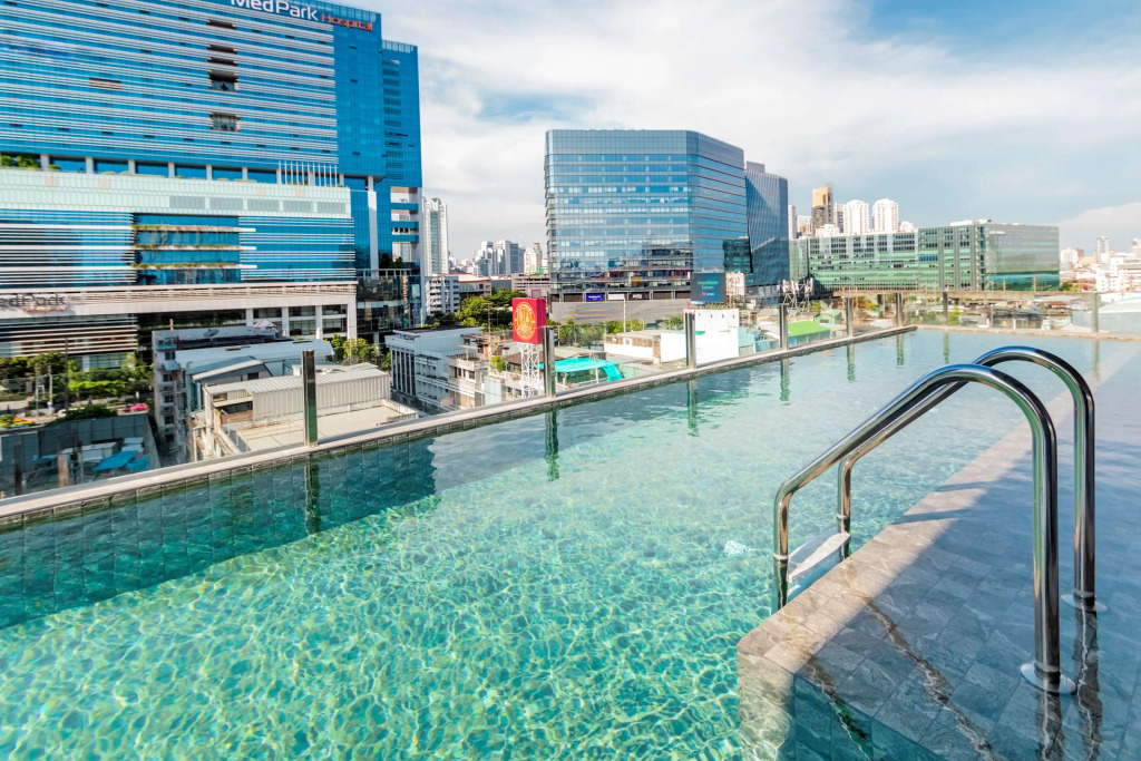 Seekers Finders Rama IV Hotel SureStay Collection by BW