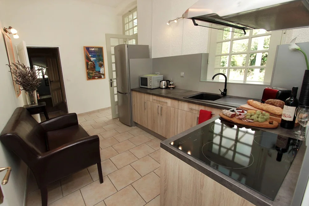 Villa Aimée Luxury Apartments with Heated Pool