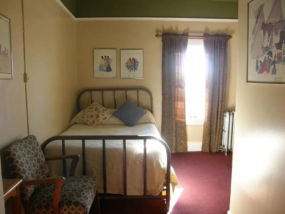 Weatherford Hotel