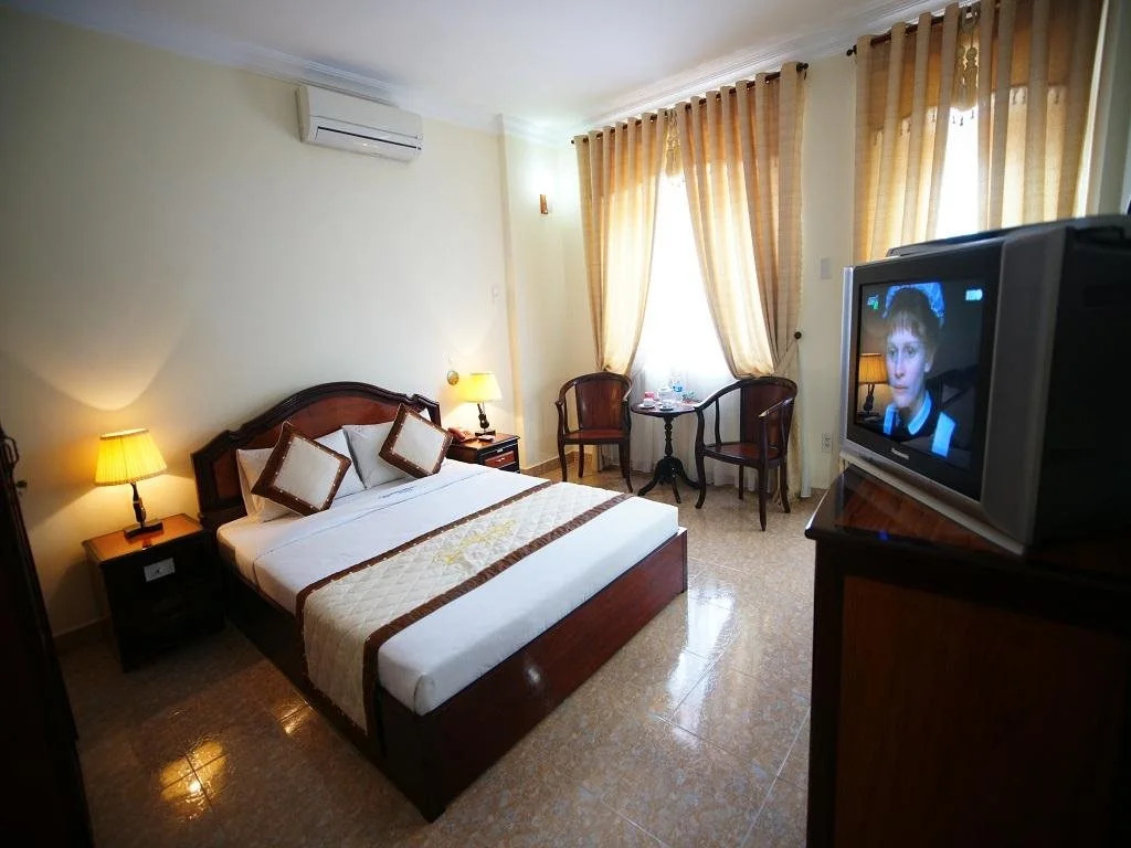 Ham Luong Hotel