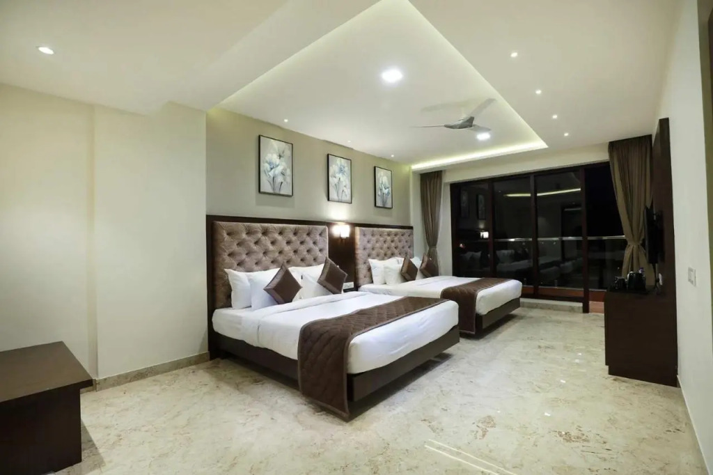TRESCA A LUXURY HOTEL