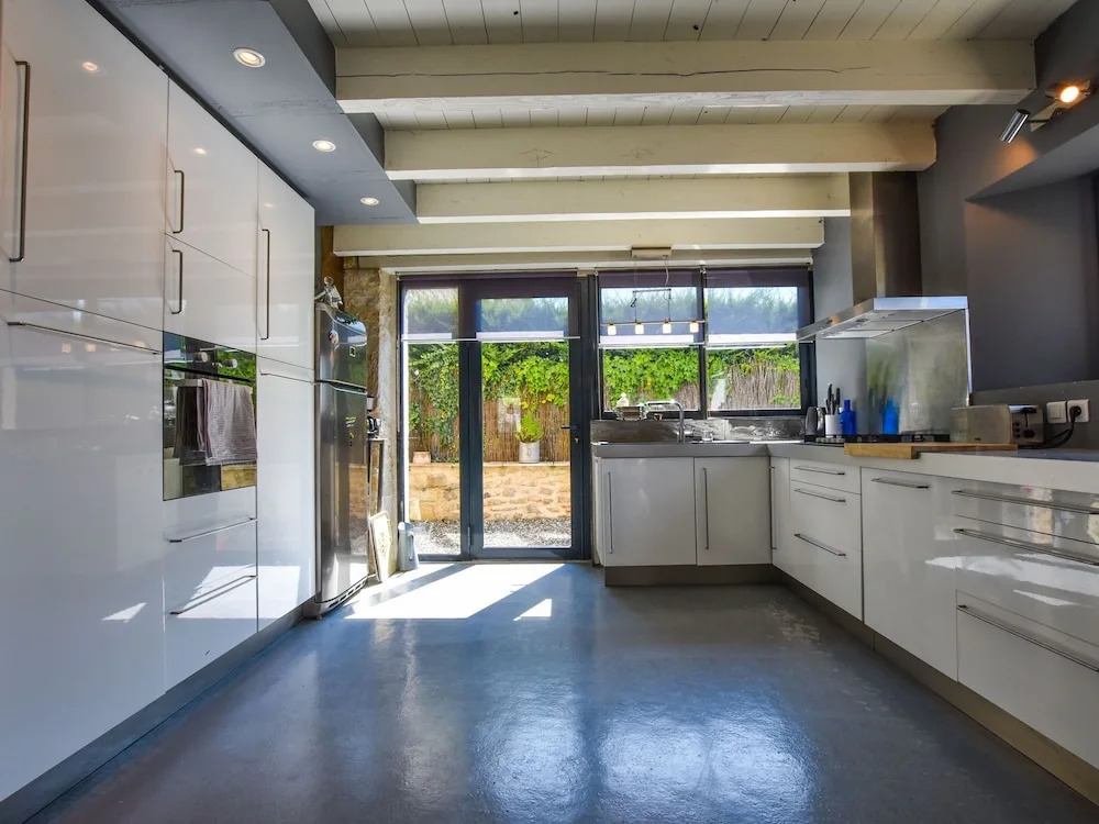 Splendid Holiday Home in Espère France With Private Pool