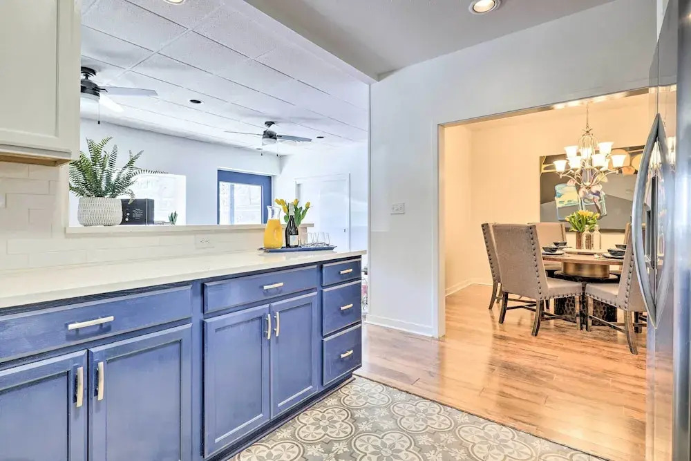 Renovated Dtwn Retreat < 1 Mi to Plaza Park!