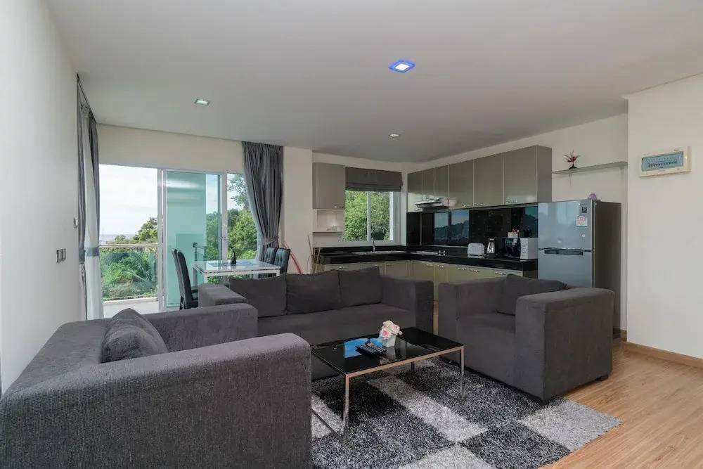 GoldStone Residency Patong , Phuket