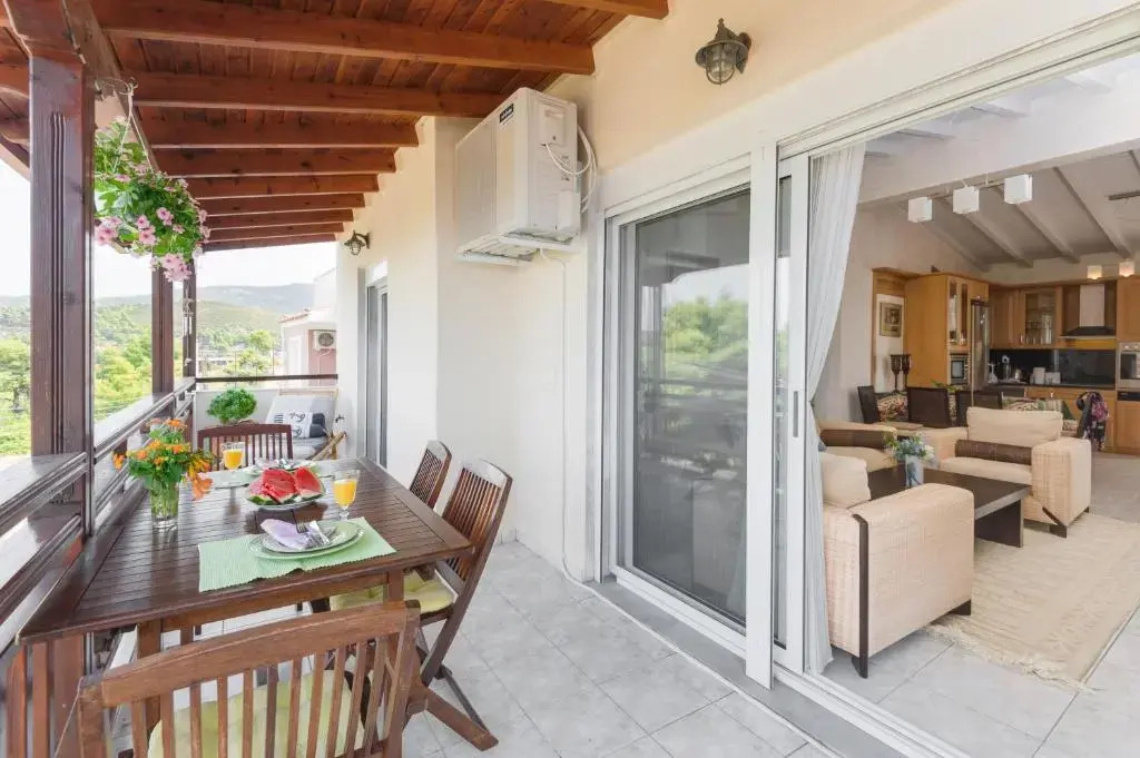 House With 2 Bedrooms in Neos Marmaras, With Wonderful sea View, Enclo