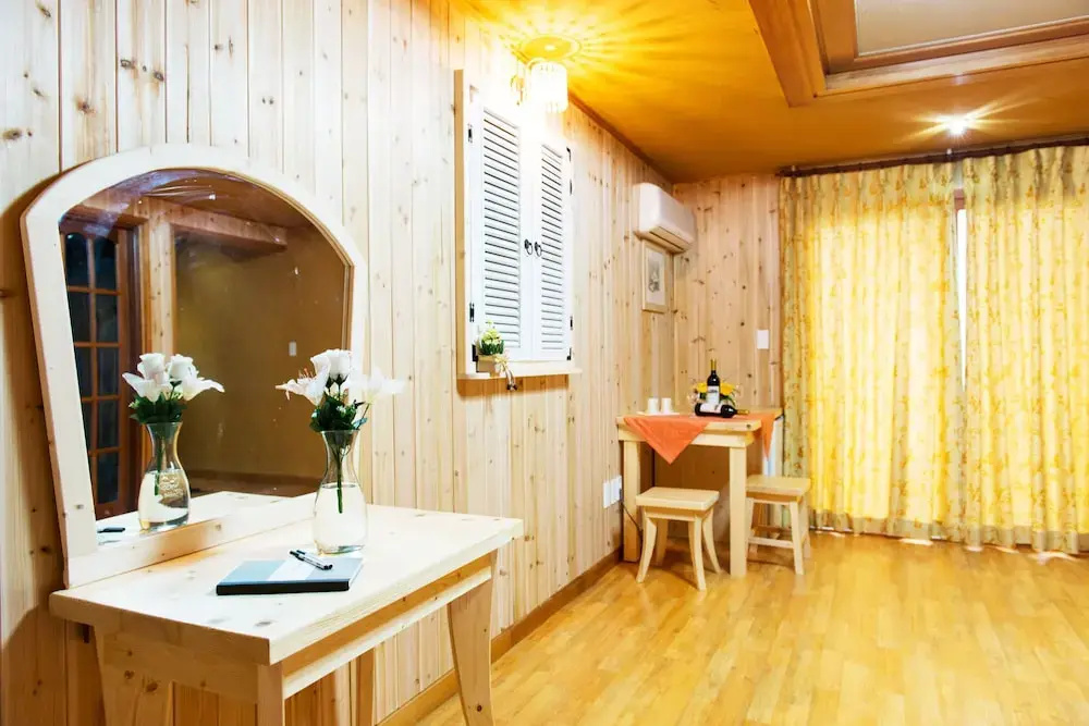 Nakwon Beach House