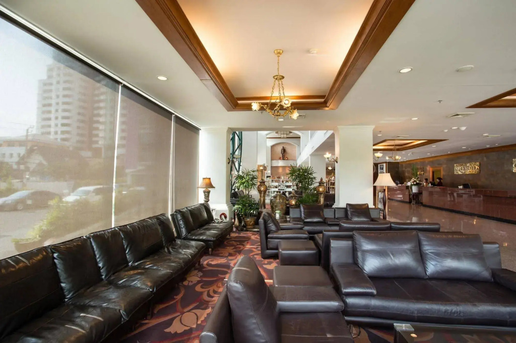 TK Palace Hotel & Convention Bangkok