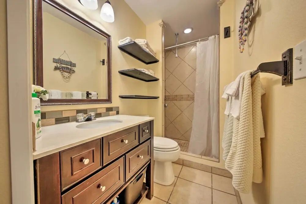 San Antonio House w/ Private Pool, Spa & Grill