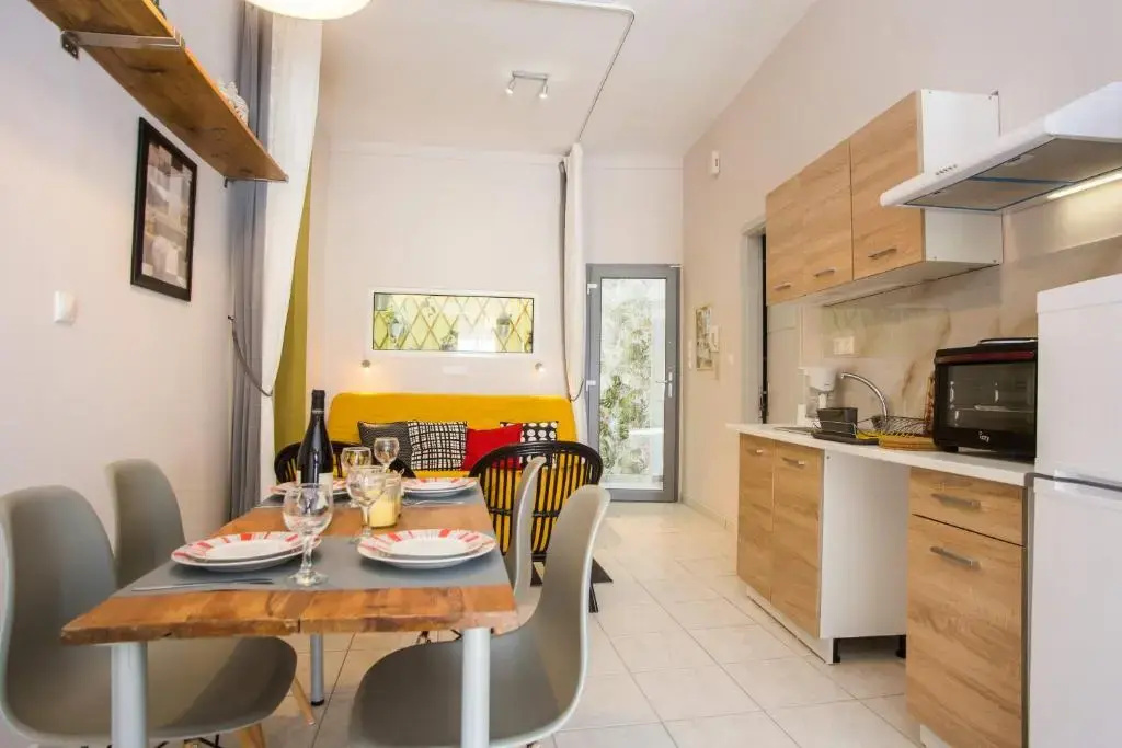 Luxurious Studio, near Athens Airport