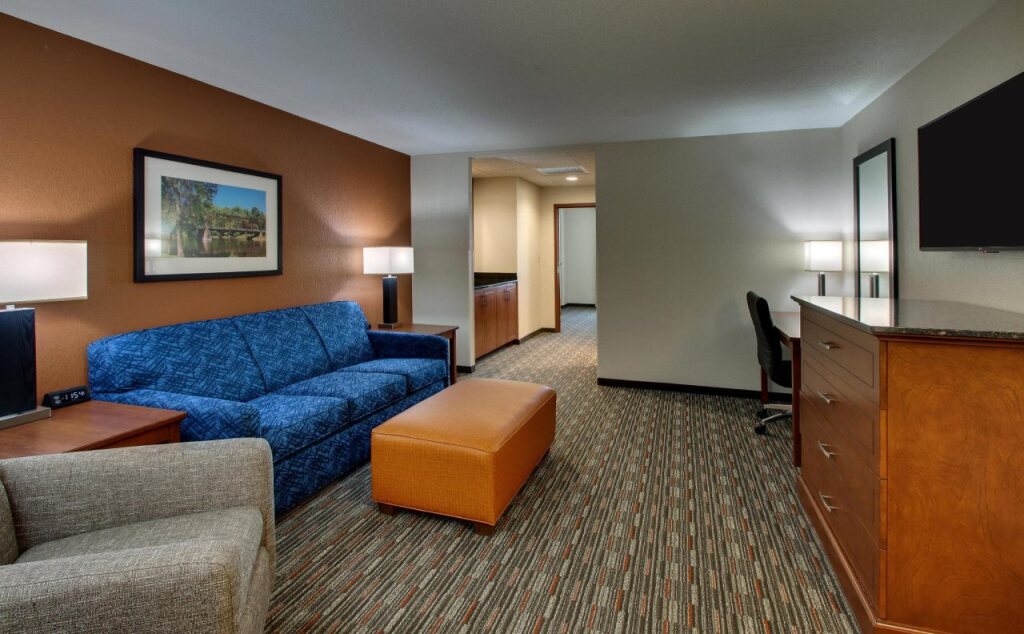 Drury Inn & Suites Iowa City Coralville