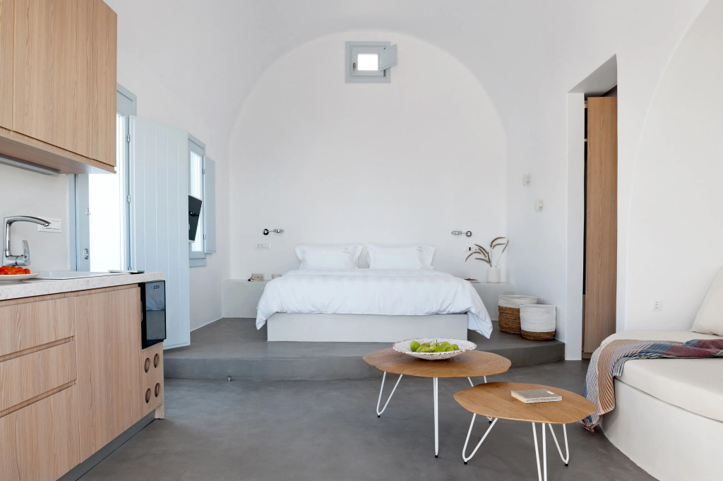 Santorini Heights