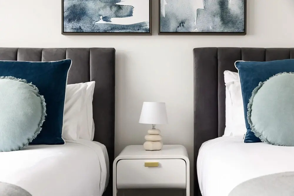 Docker Street Apartments by Urban Rest