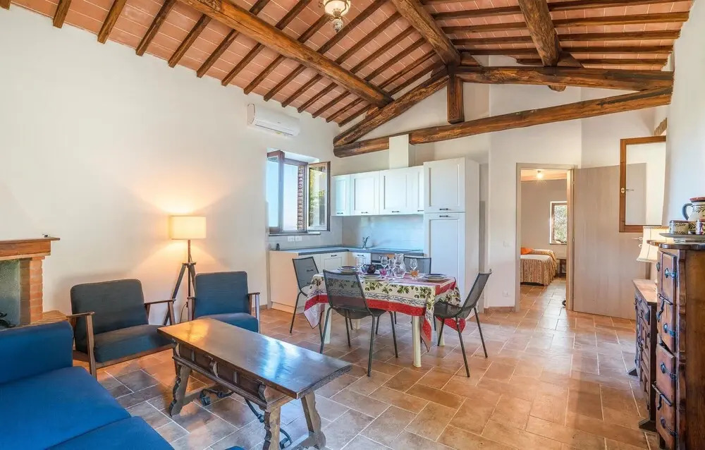 Nice Home in Casole D'elsa With 1 Bedrooms, Wifi and Outdoor Swimming Pool