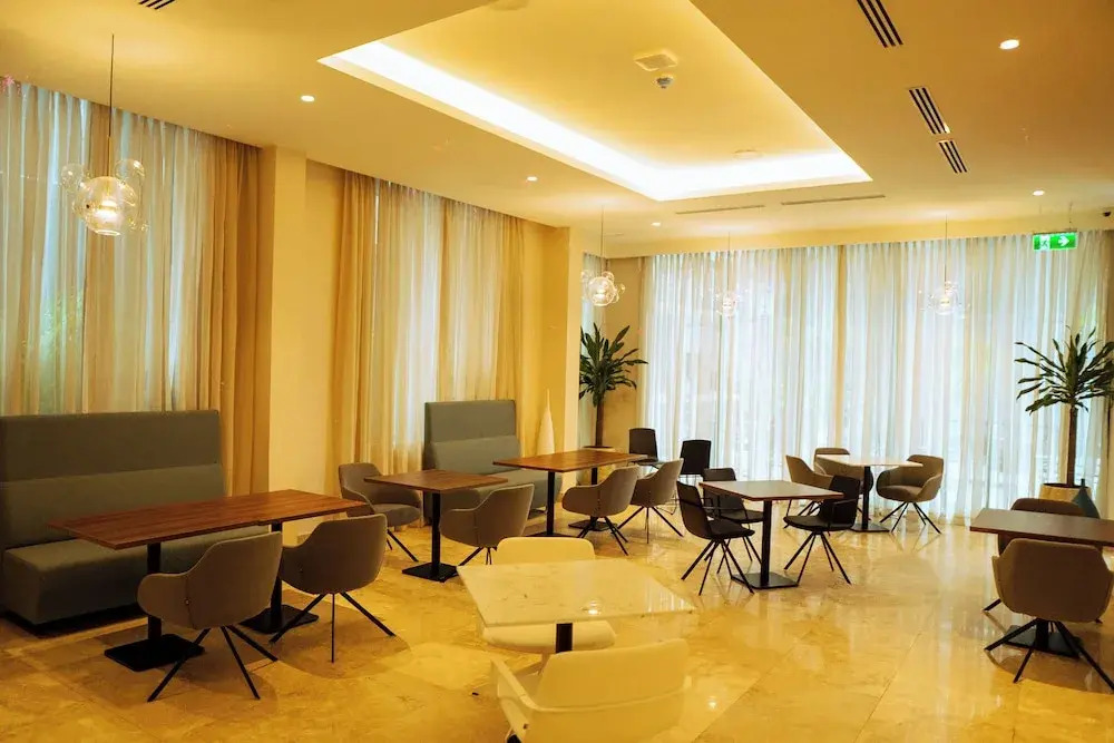 Albergo Hotel and Suites