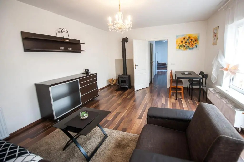 V 12 -Terrace + 3 rooms apartment Vilnius Old Town